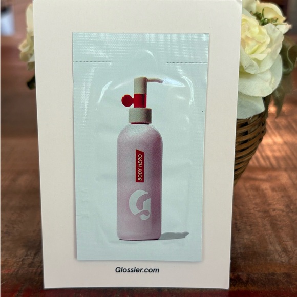 NEW Glossier BERRY BALM DOTCOM Universal Salve LIP BALM Original Formula + BONUS - Picture 5 of 6